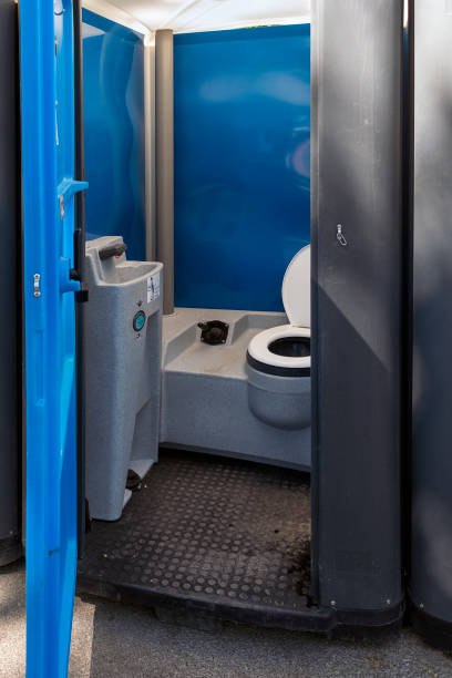 Porta potty delivery and setup in Mullens, WV